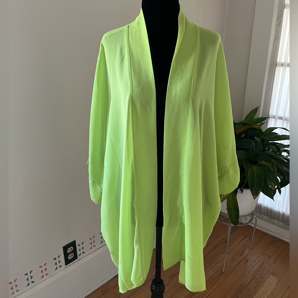 Weiyan Women’s Coverup - Size Medium